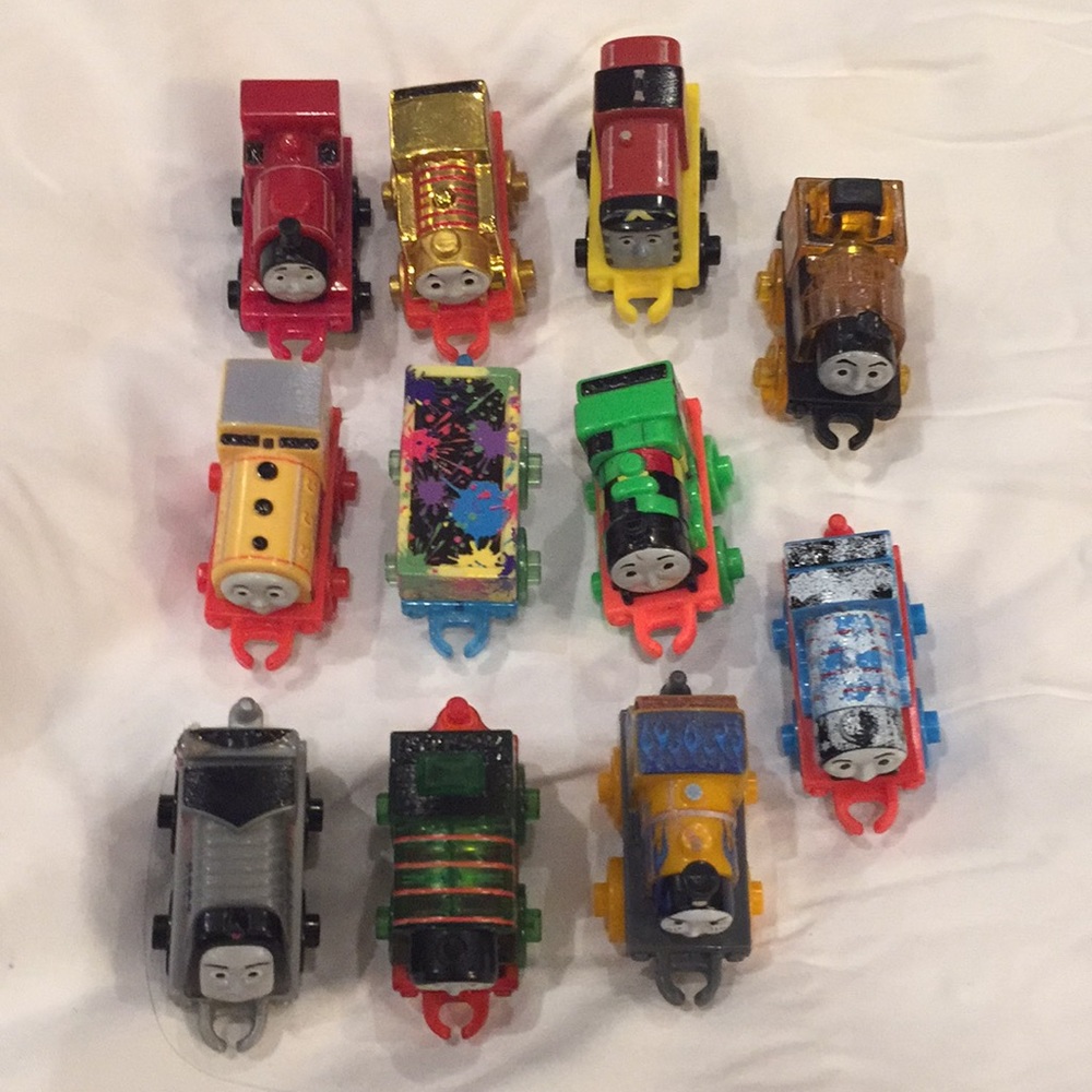 Thomas Train Mini Set - Picture 2 of 2